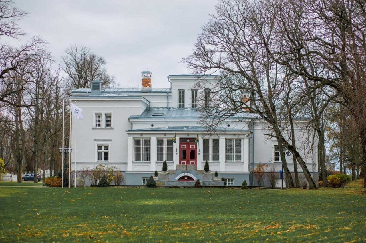 فندق Saka Manor المظهر الخارجي الصورة